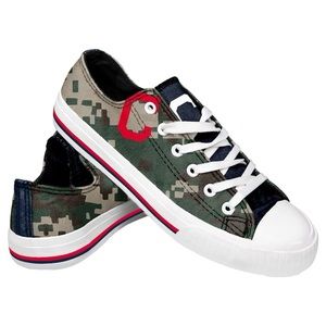 FOCO Cleveland Indians Low Top Digi Camo Shoes, Men's Size 10
